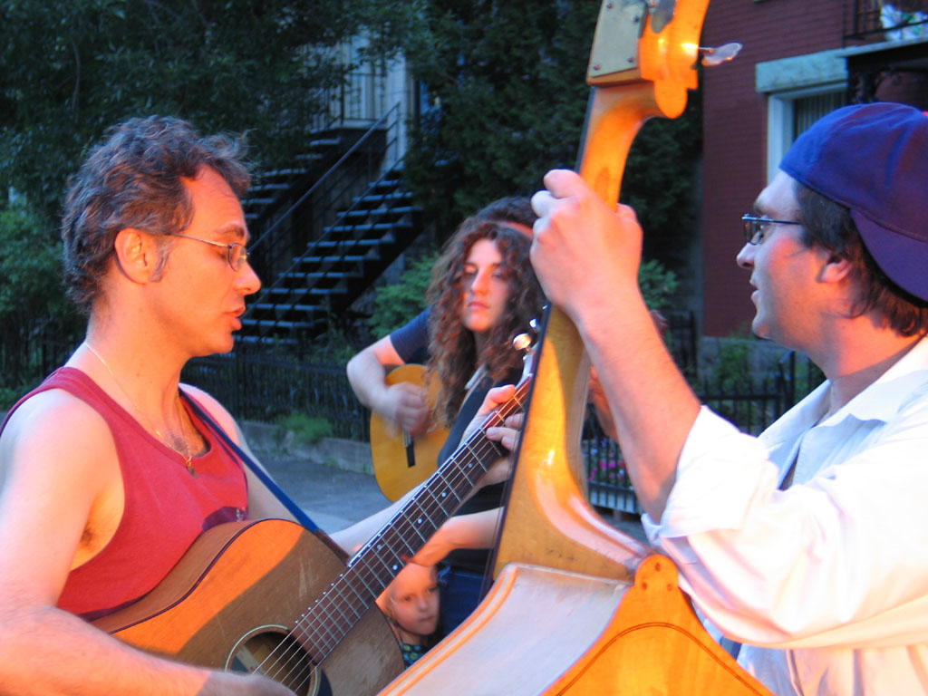 Photographies Fête de la StJean 2006 sur la rue Waverly, Montréal
